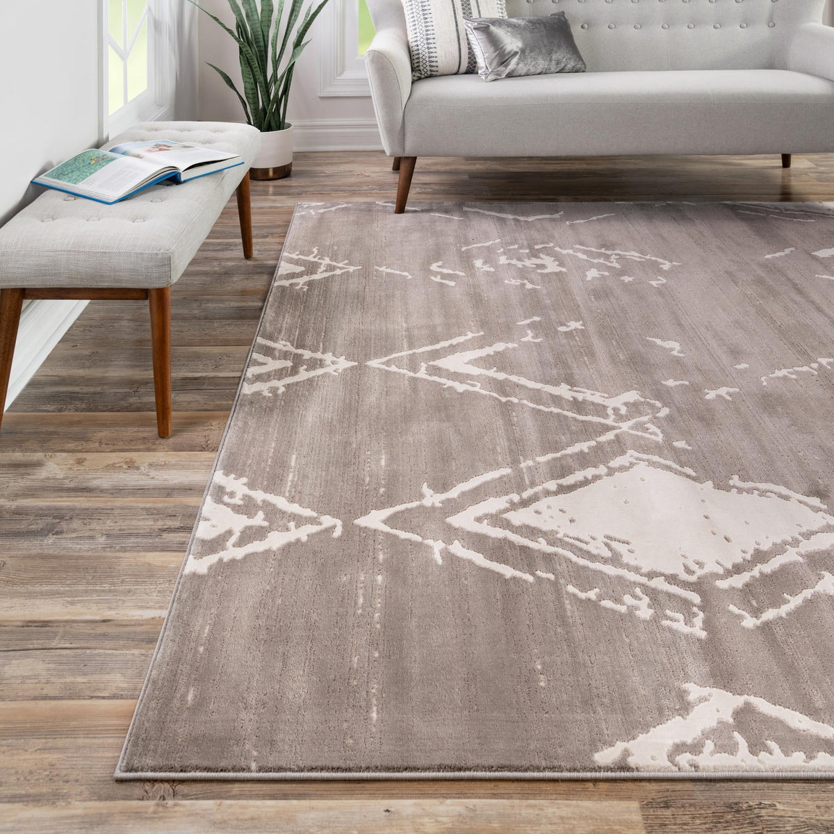 Metro Heights Collection Area Rug - Madison Square Gray lifestyle 144