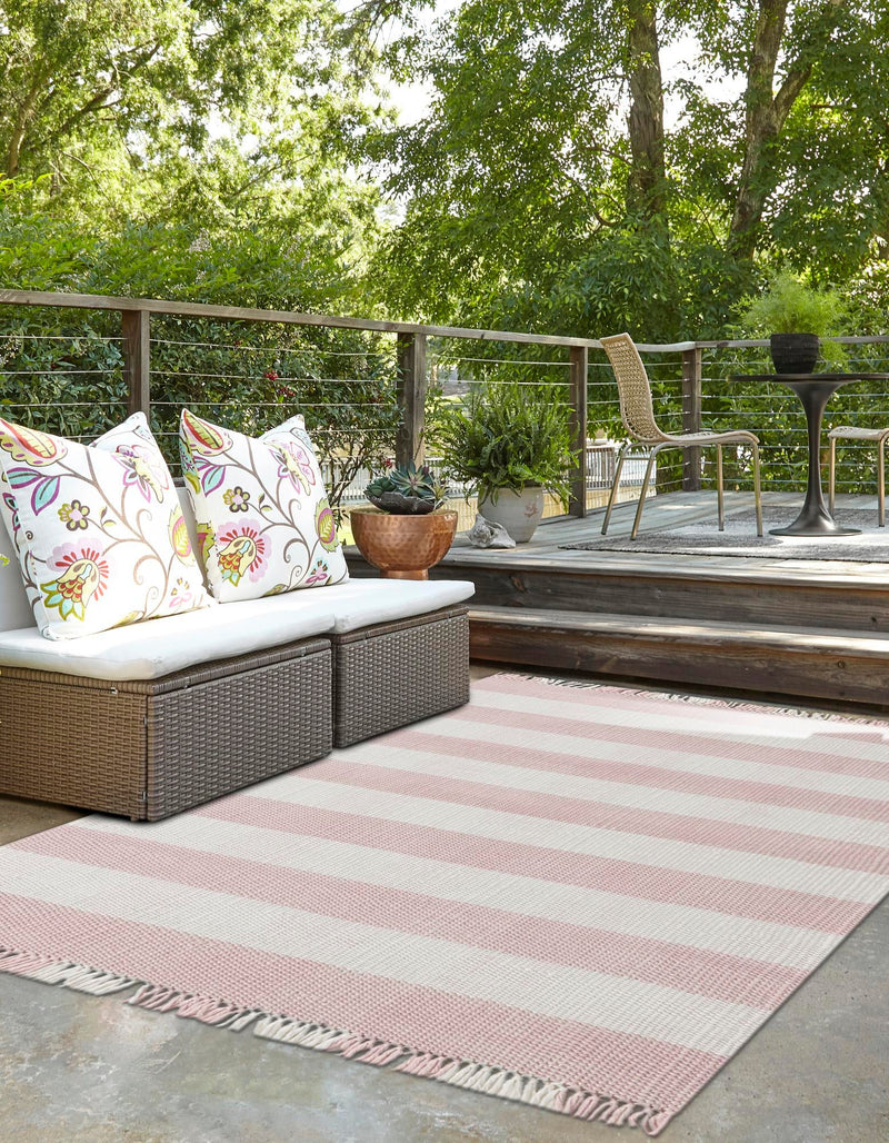 Sustainable Grid Indoor-Outdoor Oasis Collection Area Rug - Savannah Rectangle Pink lifestyle 17