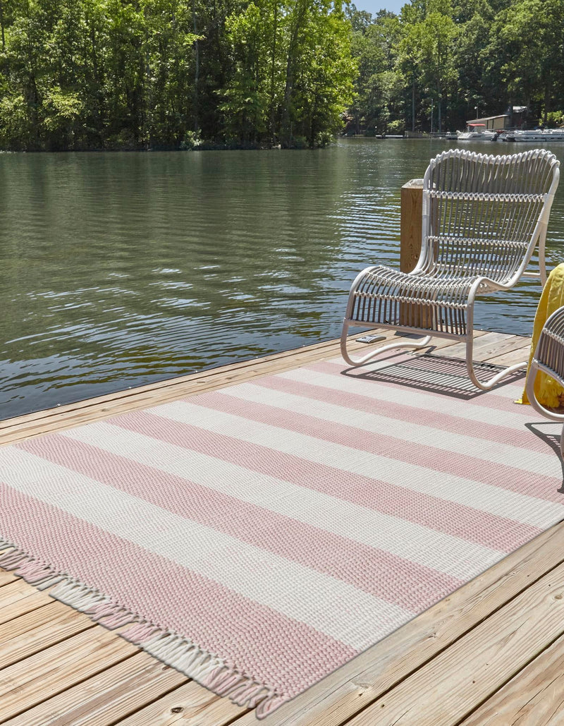 Sustainable Grid Indoor-Outdoor Oasis Collection Area Rug - Savannah Rectangle Pink lifestyle 23