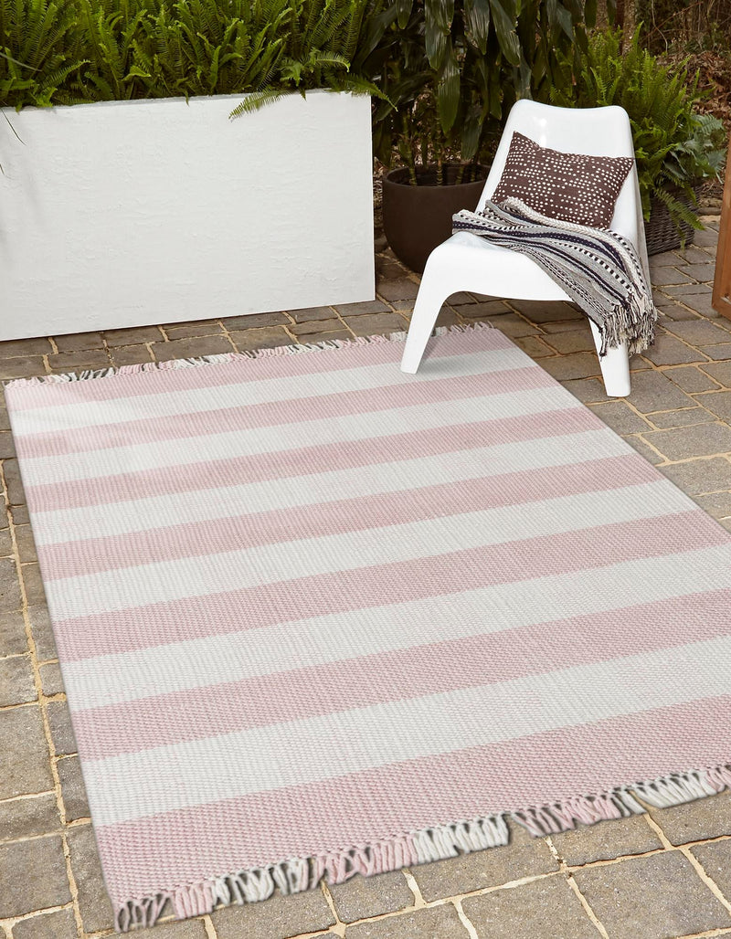 Sustainable Grid Indoor-Outdoor Oasis Collection Area Rug - Savannah Rectangle Pink lifestyle 29