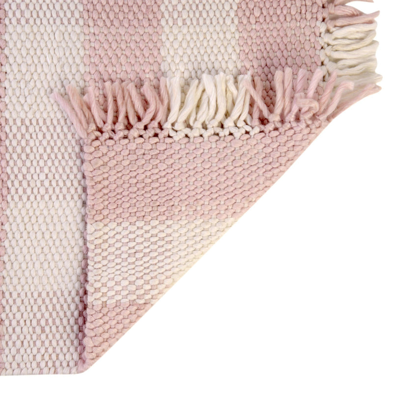 Sustainable Grid Indoor-Outdoor Oasis Collection Area Rug - Savannah Rectangle Pink lifestyle 47
