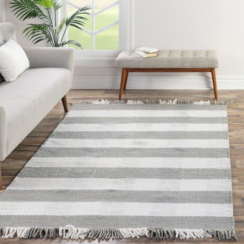Sustainable Grid Indoor-Outdoor Oasis Collection Area Rug - Savannah Rectangle Gray lifestyle 66