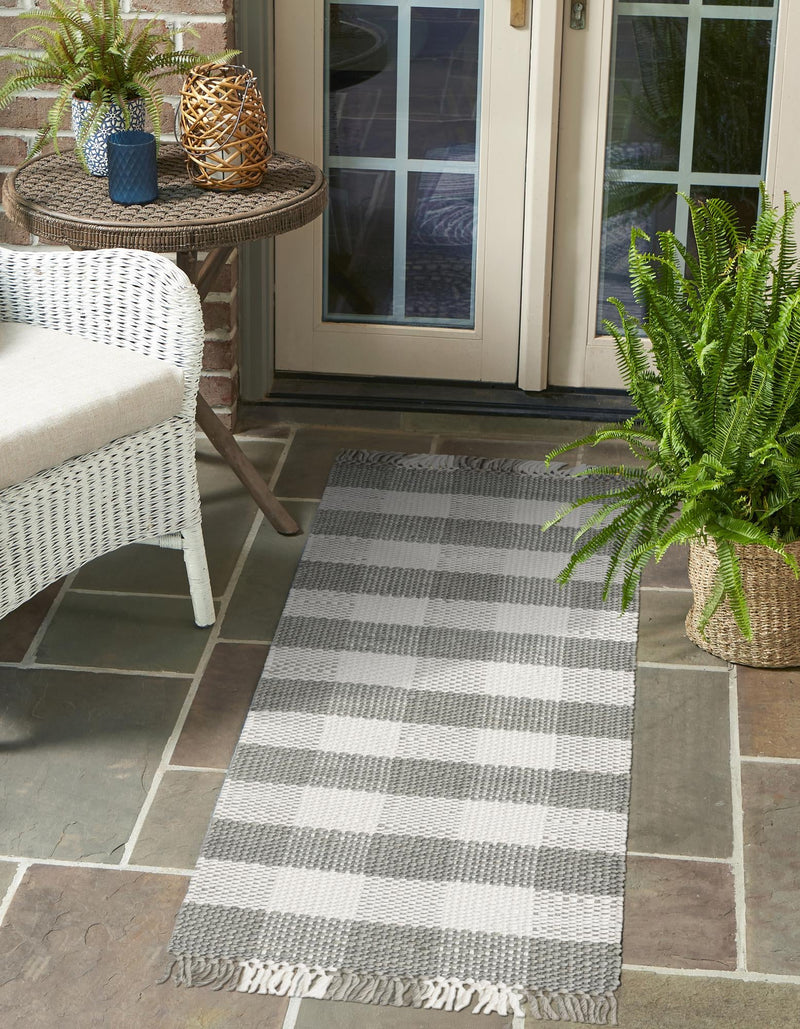 Sustainable Grid Indoor-Outdoor Oasis Collection Area Rug - Savannah Runner Gray lifestyle 112
