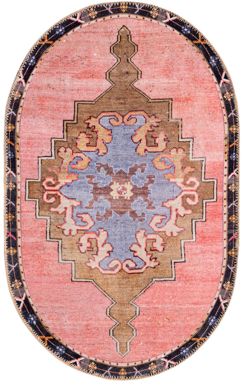 Heritage Elegance Collection Area Rug - Winterthur (Pink) Oval Pink lifestyle 11