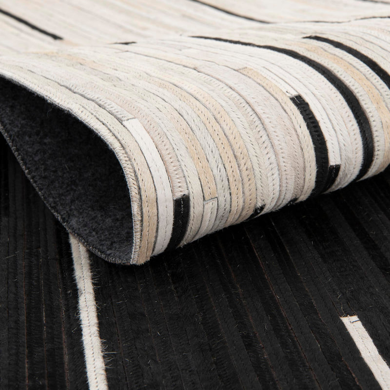 Savannah Hideaway Collection Area Rug - Savannah Rectangle Black White lifestyle 13