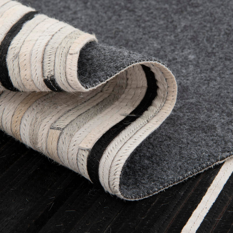 Savannah Hideaway Collection Area Rug - Savannah Rectangle Black White lifestyle 20
