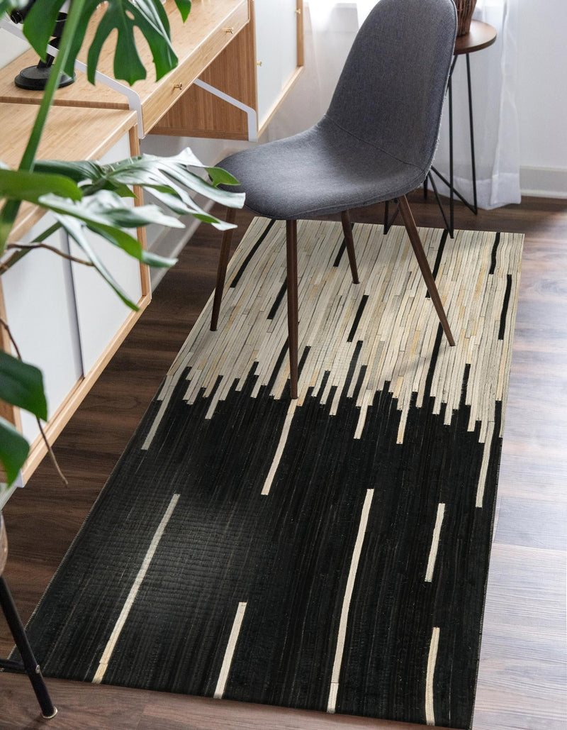 Savannah Hideaway Collection Area Rug - Savannah Runner Black White lifestyle 30