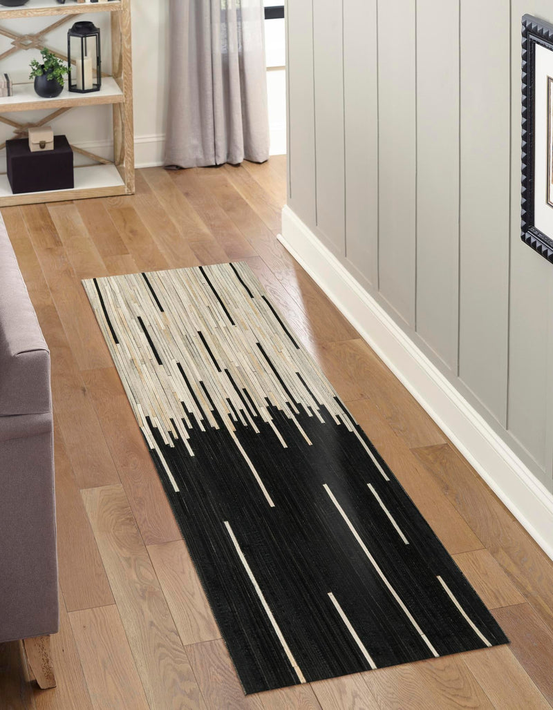 Savannah Hideaway Collection Area Rug - Savannah Runner Black White lifestyle 33