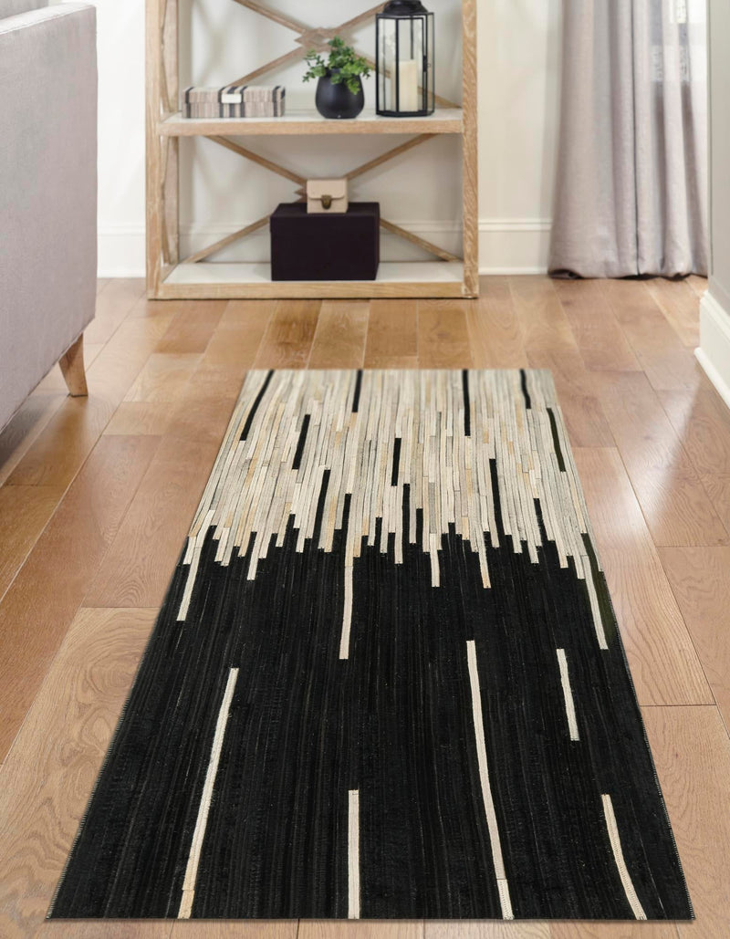 Savannah Hideaway Collection Area Rug - Savannah Runner Black White lifestyle 35