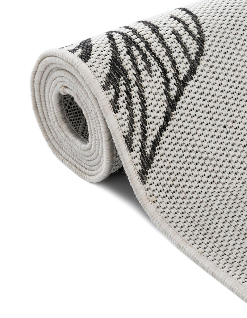 Garden Terrace Escape Collection Area Rug - Evergreen (Charcoal Ivory) Round Charcoal Ivory lifestyle 10