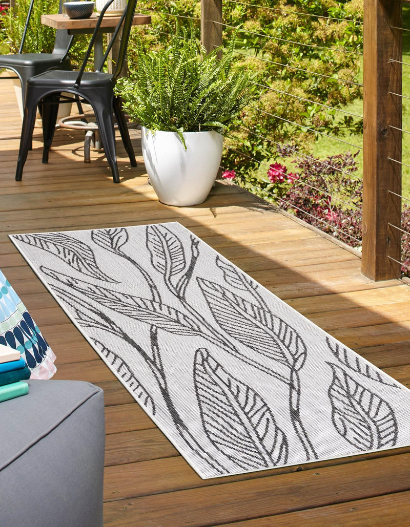 Garden Terrace Escape Collection Area Rug - Evergreen (Charcoal Ivory) Runner Charcoal Ivory lifestyle 2