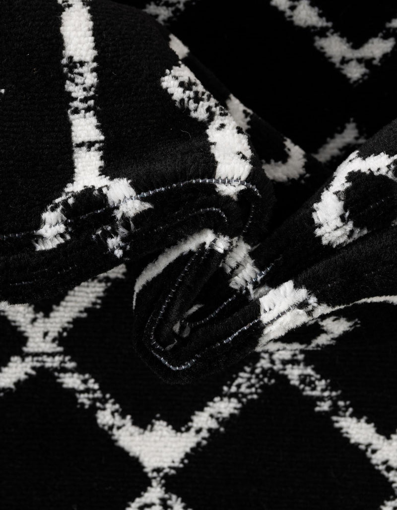 Marrakech Lattice Collection Area Rug - Medina (Black) Round Black lifestyle 14