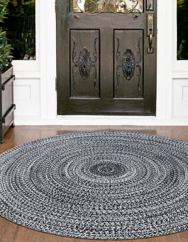 Sustainable Strands Indoor-Outdoor Oasis Collection Area Rug - Sandbar (Black and White) Round Black and White lifestyle 26