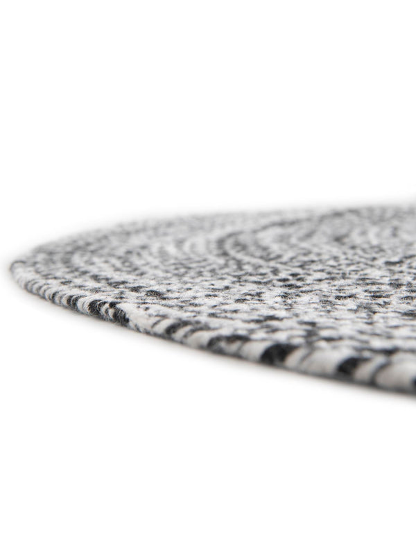 Sustainable Strands Indoor-Outdoor Oasis Collection Area Rug - Sandbar (Black and White) Round Black and White lifestyle 44