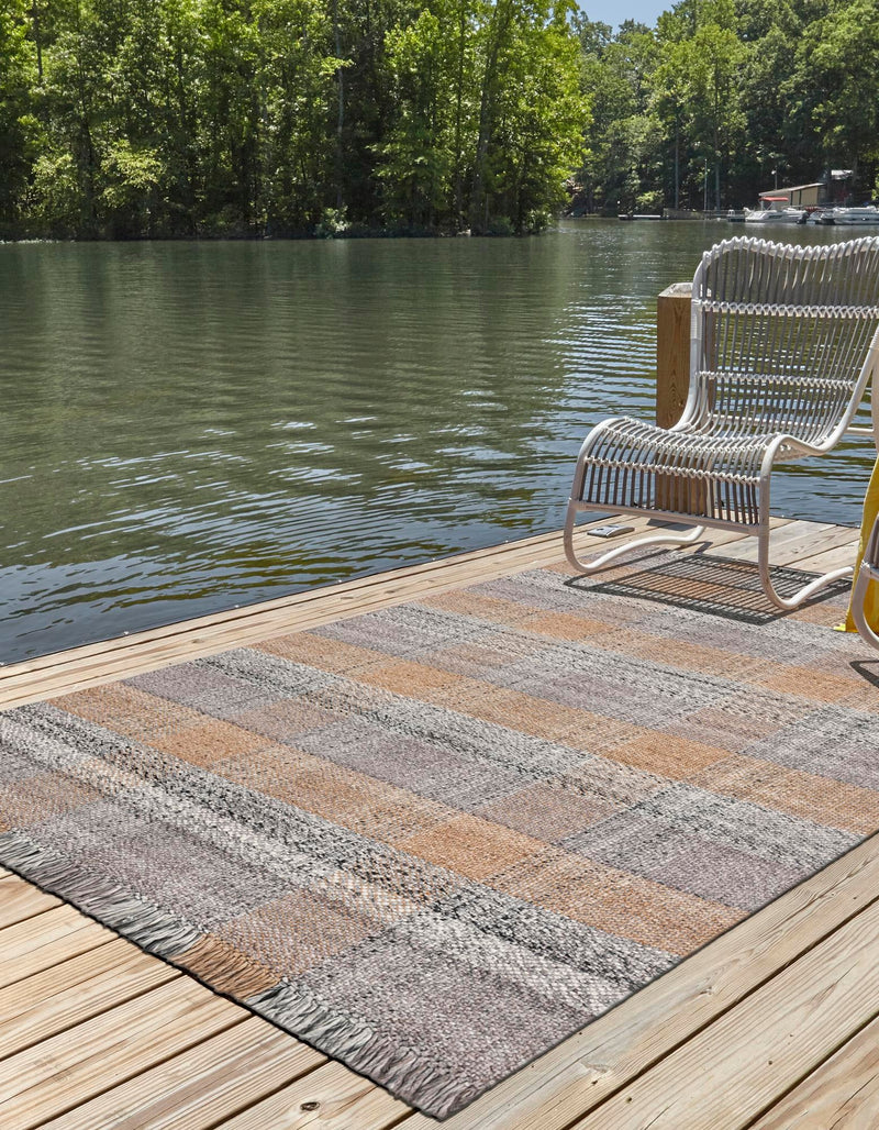 Sustainable Grid Indoor-Outdoor Oasis Collection Area Rug - Savannah Rectangle Desert Gray lifestyle 31