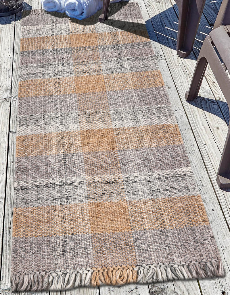 Sustainable Grid Indoor-Outdoor Oasis Collection Area Rug - Savannah Runner Desert Gray lifestyle 80