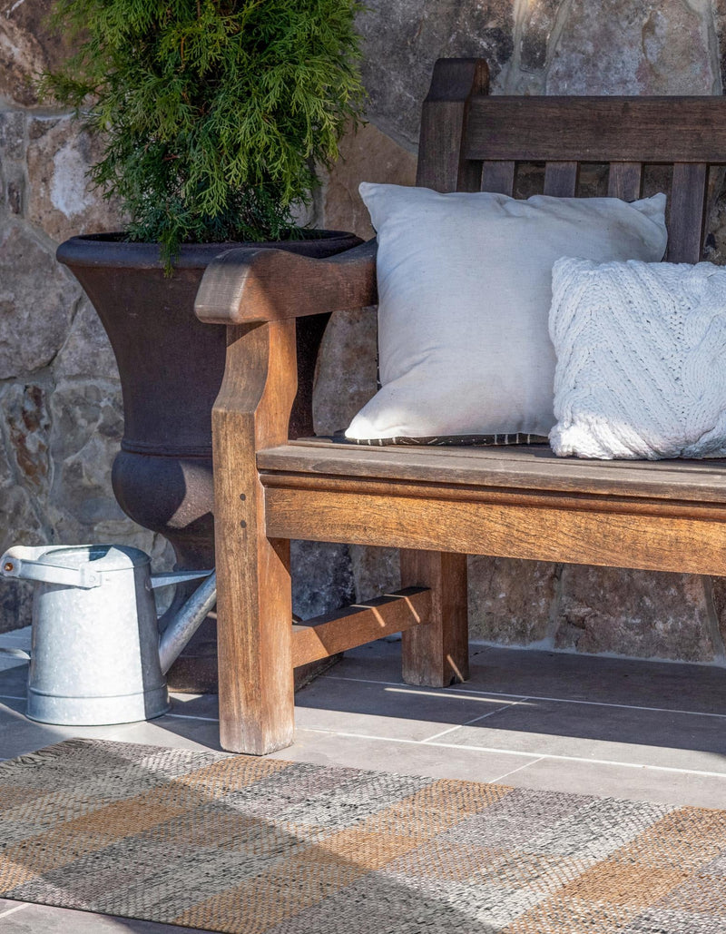Sustainable Grid Indoor-Outdoor Oasis Collection Area Rug - Savannah Runner Desert Gray lifestyle 88