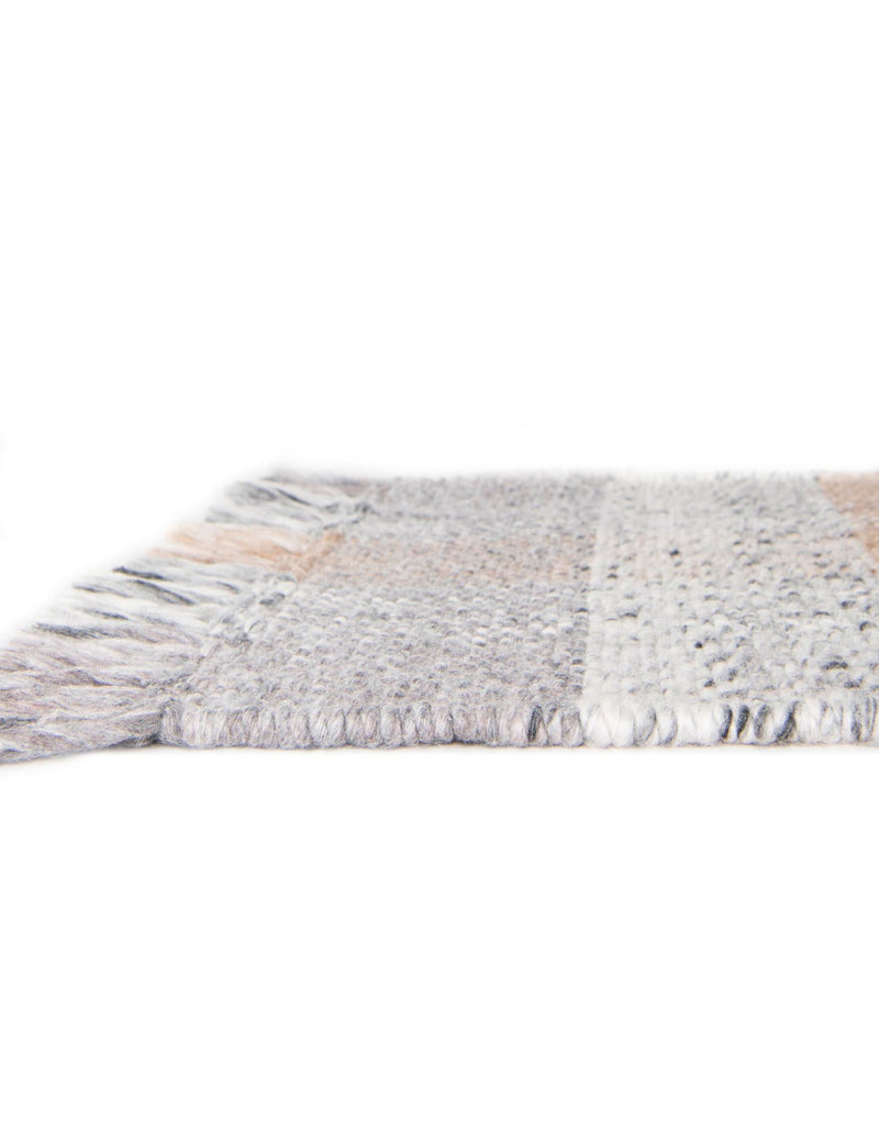 Sustainable Grid Indoor-Outdoor Oasis Collection Area Rug - Savannah Runner Desert Gray lifestyle 105