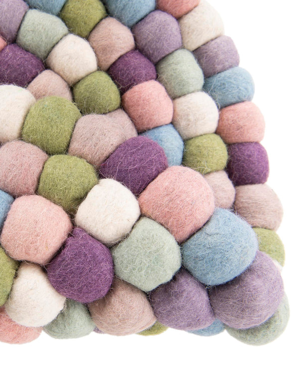 Wool Sphere Alley Collection Area Rug - Sphereville (Pink and Purple) Round Pink and Purple lifestyle 27