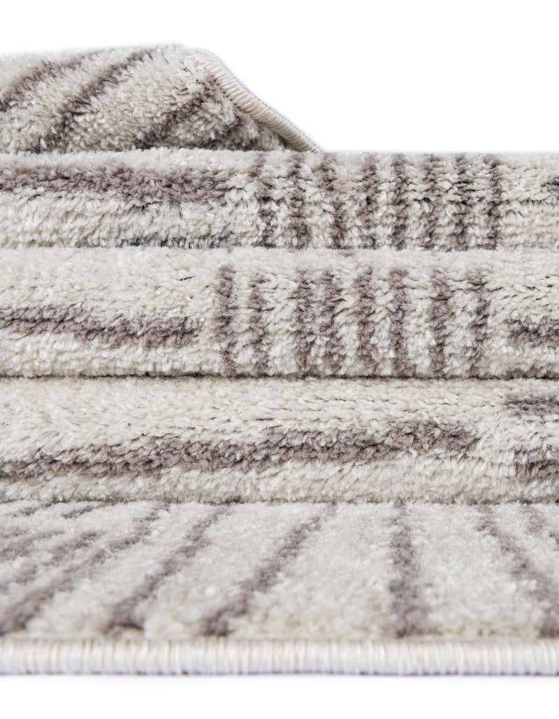 Charleston Elegance Collection Area Rug - Palmetto Runner Ivory lifestyle 14