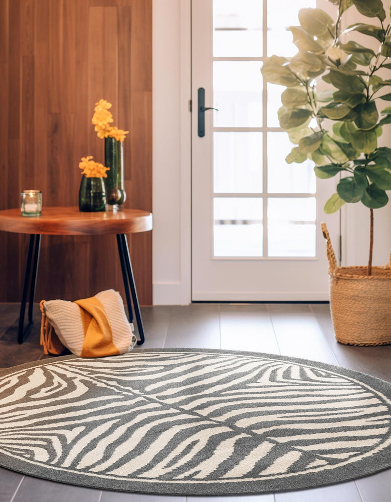Savannah Sojourn Collection Area Rug - Kalahari Round Gray and Ivory lifestyle 59