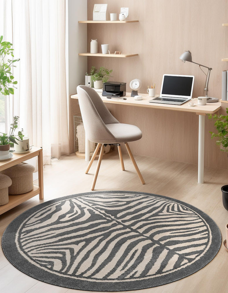 Savannah Sojourn Collection Area Rug - Kalahari Round Gray and Ivory lifestyle 71