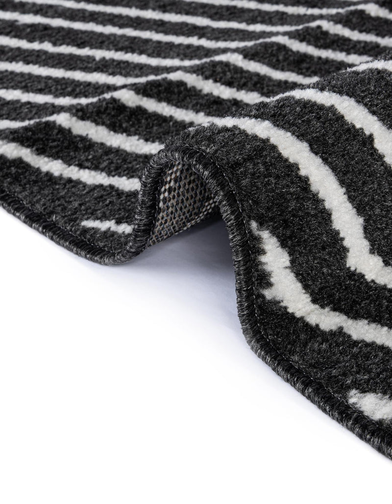 Copenhagen Edge Collection Area Rug - Osterbro Round Black lifestyle 141