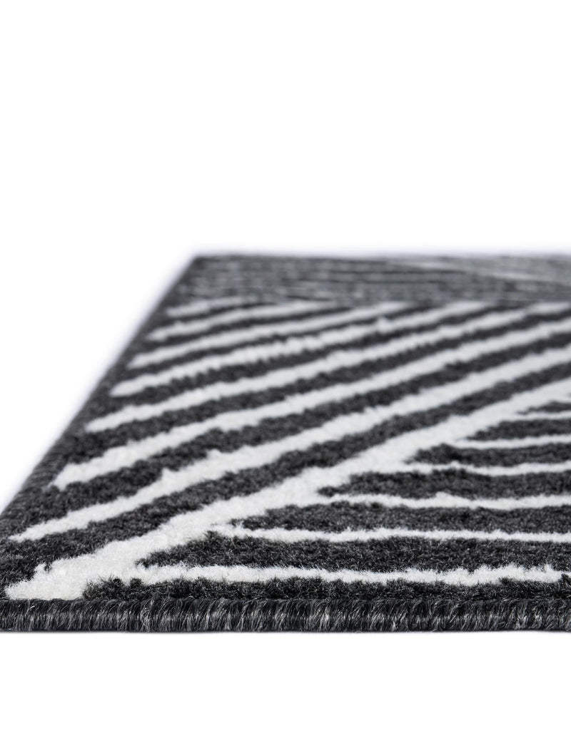 Copenhagen Edge Collection Area Rug - Osterbro Runner Black lifestyle 191