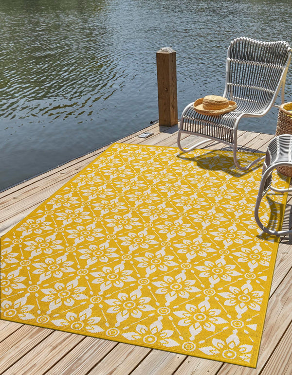Seaside Lattice Collection Area Rug - Whitby Rectangle Yellow lifestyle 3