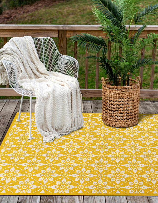 Seaside Lattice Collection Area Rug - Whitby Rectangle Yellow lifestyle 23