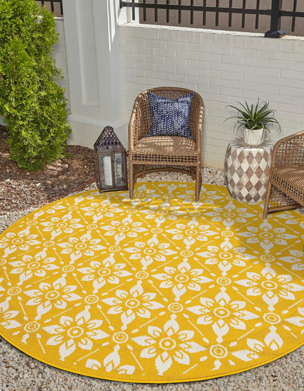 Seaside Lattice Collection Area Rug - Whitby Round Yellow lifestyle 194