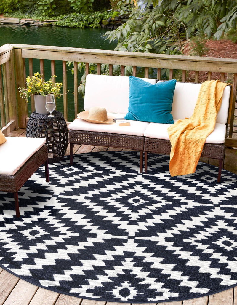 Catalina Cove Outdoor Collection Area Rug - Coronado Round Navy Blue lifestyle 52