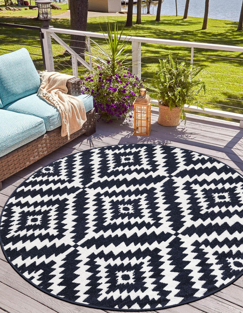 Catalina Cove Outdoor Collection Area Rug - Coronado Round Navy Blue lifestyle 82