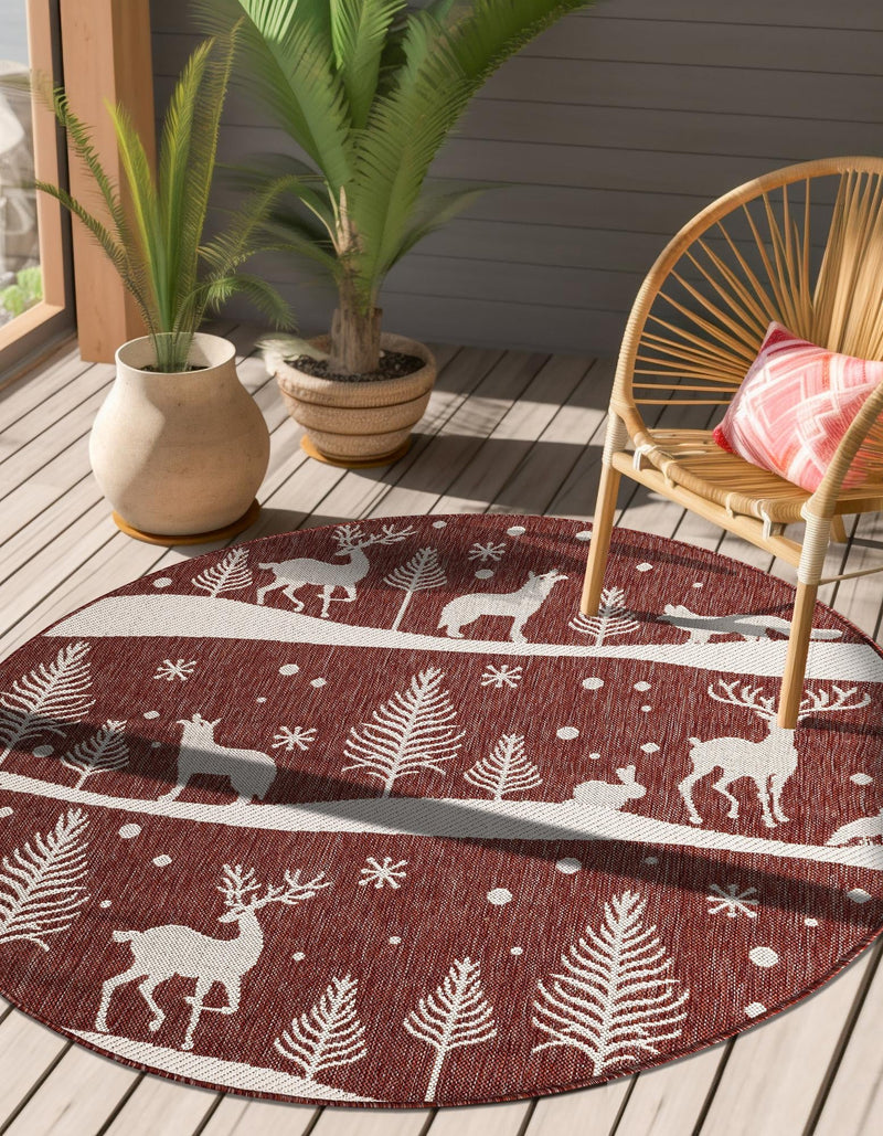Garden Festivity Collection Area Rug - Evergreen Round Red lifestyle 0
