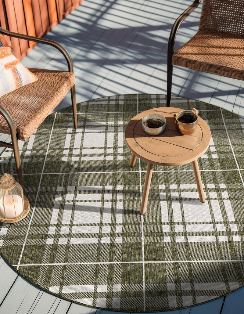 Patio Plaid Collection Area Rug - Terrace Round Green lifestyle 9