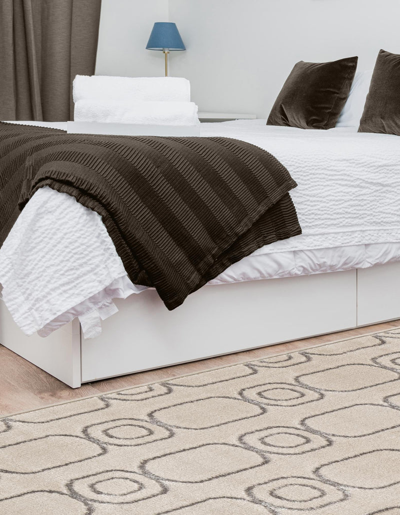 Metropolitan Matrix Collection Area Rug - Cosmopolis Runner White and Silver lifestyle 89