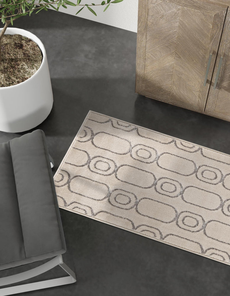Metropolitan Matrix Collection Area Rug - Cosmopolis Runner White and Silver lifestyle 131