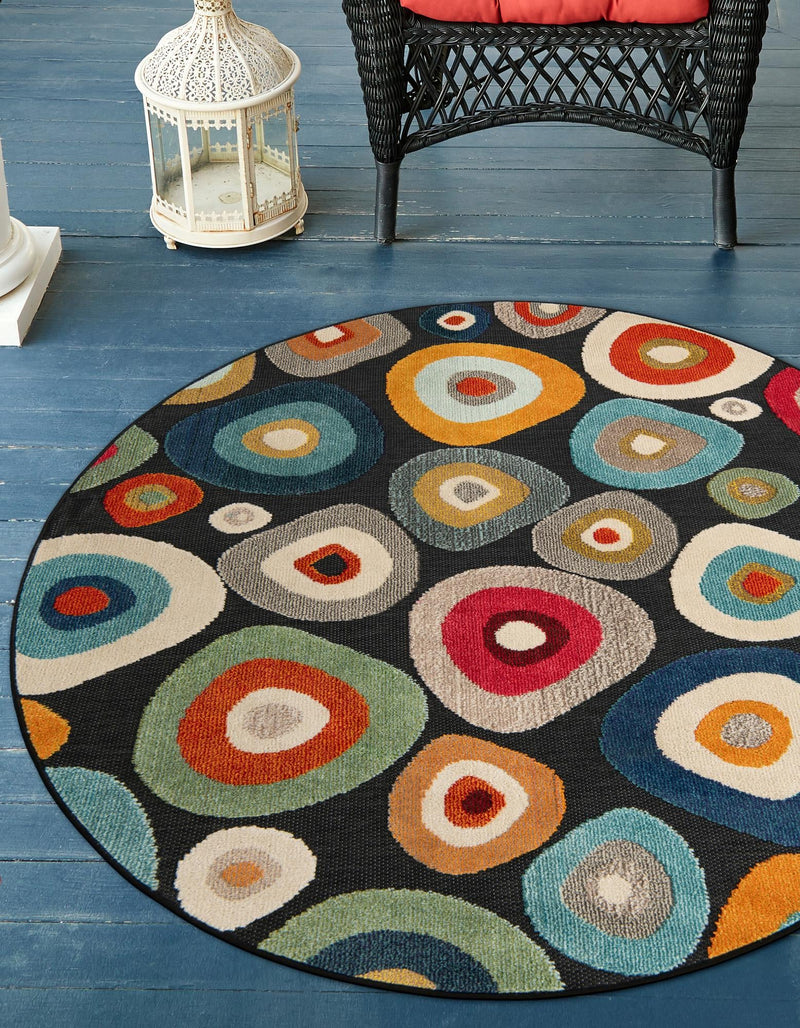Outdoor Marrakesh Collection Area Rug - Chefchaouen Round Multi Black lifestyle 81