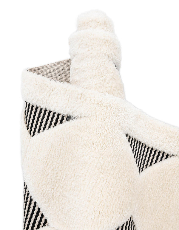 Monochrome Collection Area Rug - Quartz Rectangle Black and White lifestyle 18