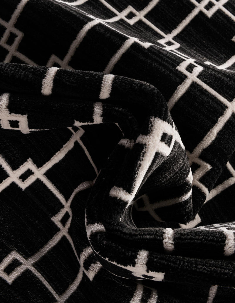 Metro Heights Collection Area Rug - Fifth Rectangle Black lifestyle 15