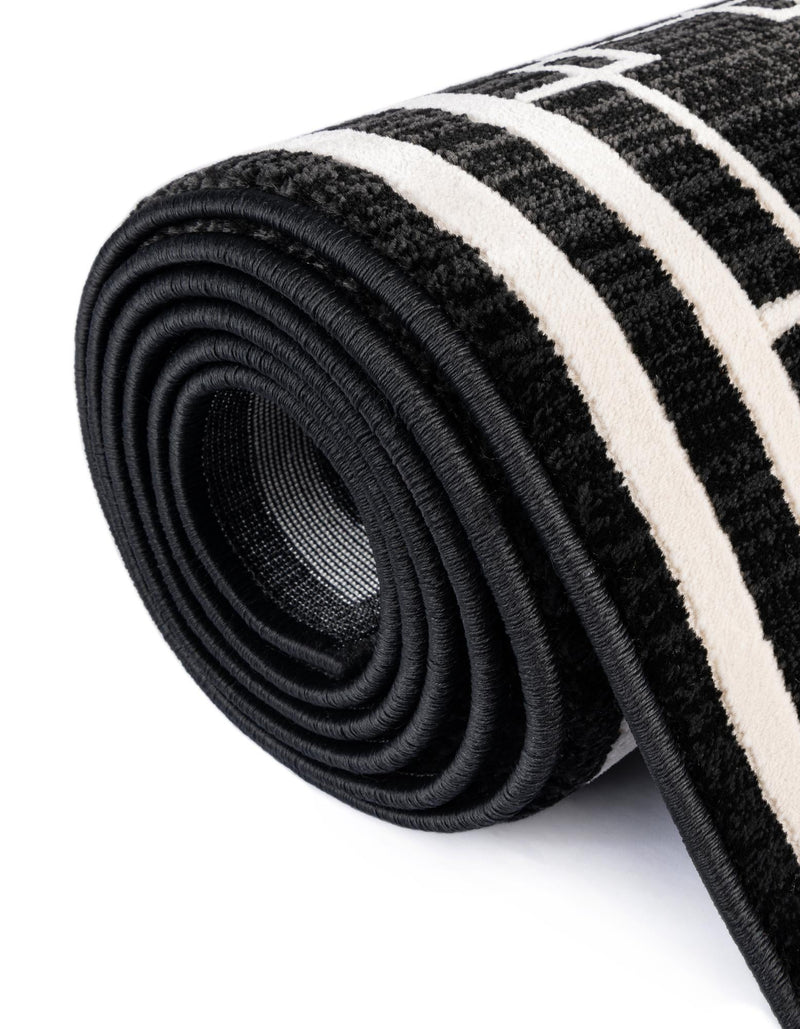 Metro Heights Collection Area Rug - Fifth Rectangle Black lifestyle 19