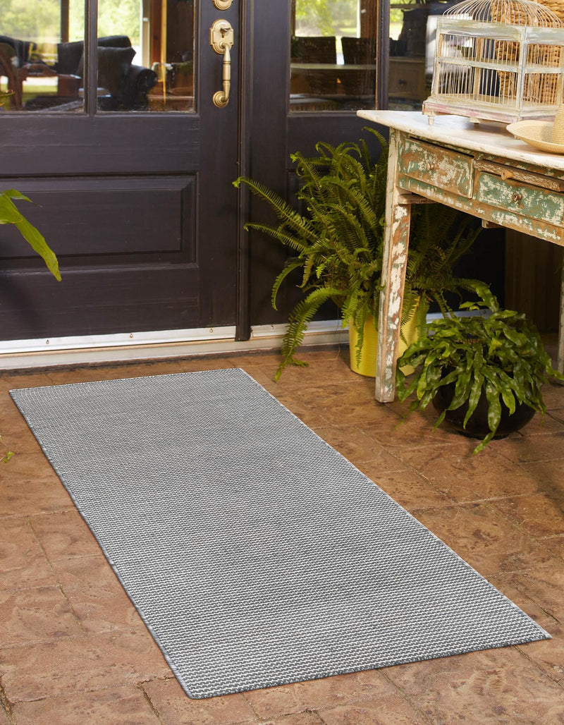Jill Zarin Malibu Sands Outdoor Collection Area Rug - Pebble (Silver Stars) Runner Silver Stars lifestyle 10