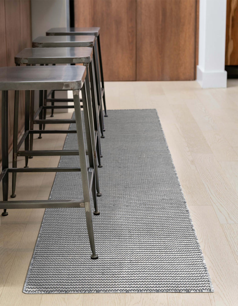 Jill Zarin Malibu Sands Outdoor Collection Area Rug - Pebble (Silver Stars) Runner Silver Stars lifestyle 13