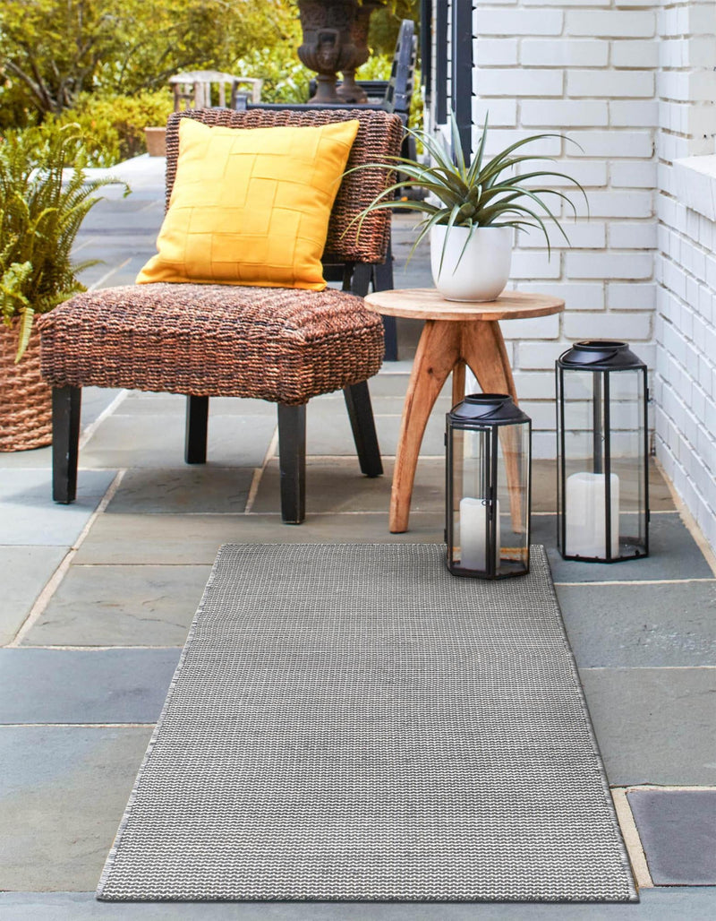 Jill Zarin Malibu Sands Outdoor Collection Area Rug - Pebble (Silver Stars) Runner Silver Stars lifestyle 16