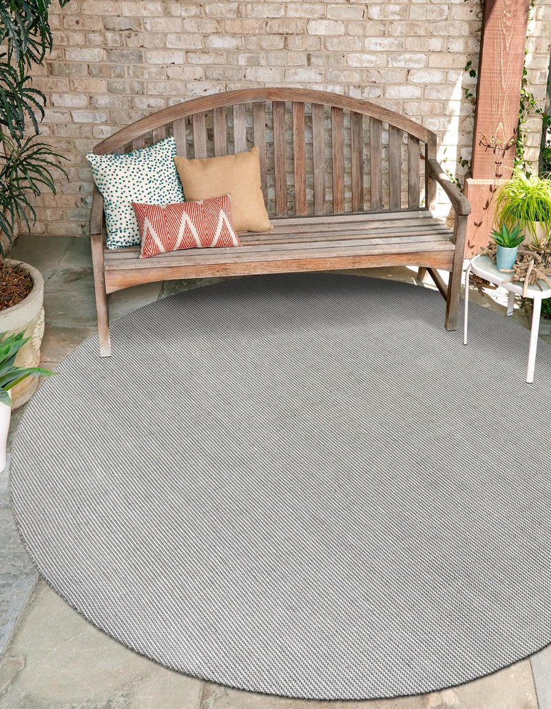 Jill Zarin Malibu Sands Outdoor Collection Area Rug - Pebble (Silver Stars) Round Silver Stars lifestyle 8