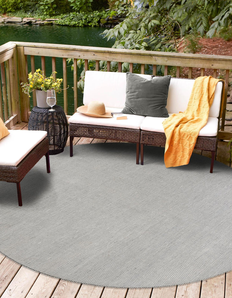 Jill Zarin Malibu Sands Outdoor Collection Area Rug - Pebble (Silver Stars) Round Silver Stars lifestyle 14