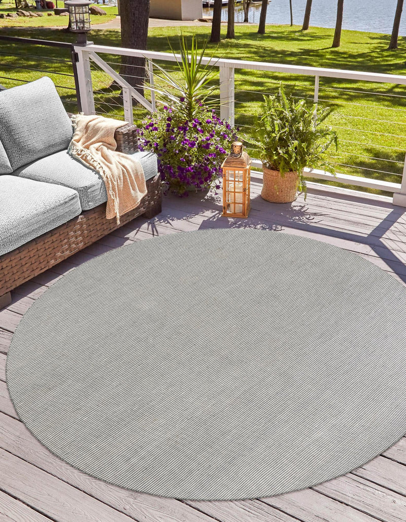 Jill Zarin Malibu Sands Outdoor Collection Area Rug - Pebble (Silver Stars) Round Silver Stars lifestyle 16