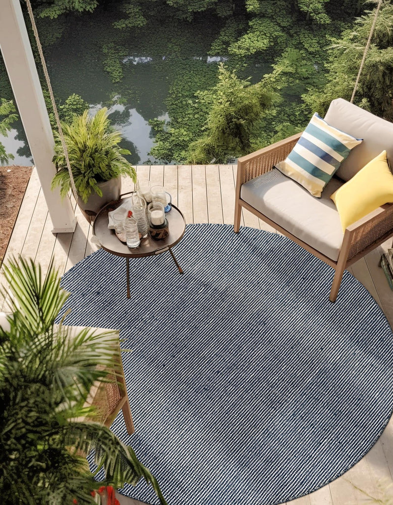 Jill Zarin Malibu Sands Outdoor Collection Area Rug - Pebble (Navy Sky) Round Navy Sky lifestyle 10