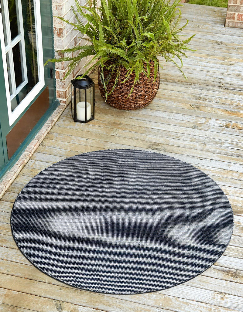 Jill Zarin Malibu Sands Outdoor Collection Area Rug - Pebble (Navy Sky) Round Navy Sky lifestyle 16