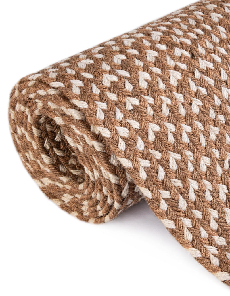 Sustainable Strands Indoor-Outdoor Oasis Collection Area Rug - Sandbar (Light Brown) Round Light Brown lifestyle 36